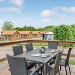 2 Bedroom Beautiful In Tranekaer