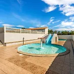 2 Bedroom Beautiful In Tranekaer