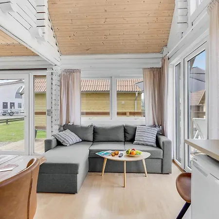 Holiday home 2 Bedroom Beautiful In Tranekaer