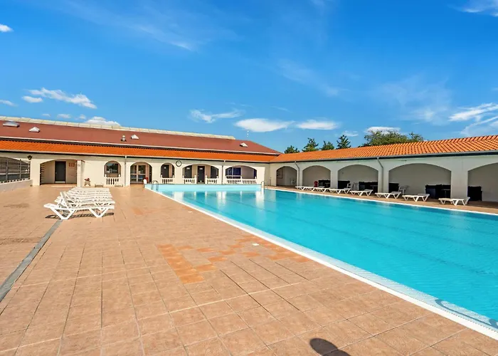 2 Bedroom Beautiful In Tranekaer