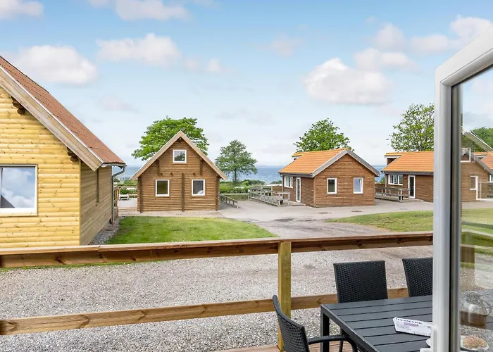 2 Bedroom Beautiful In * Tranekaer