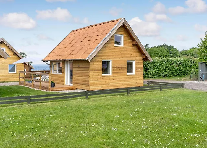 2 Bedroom Beautiful In *