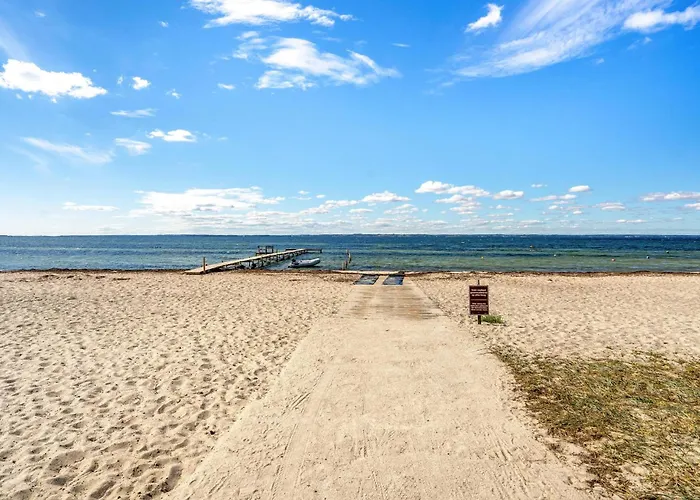 2 Bedroom Beautiful In