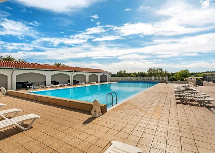 Holiday home 2 Bedroom Beautiful In